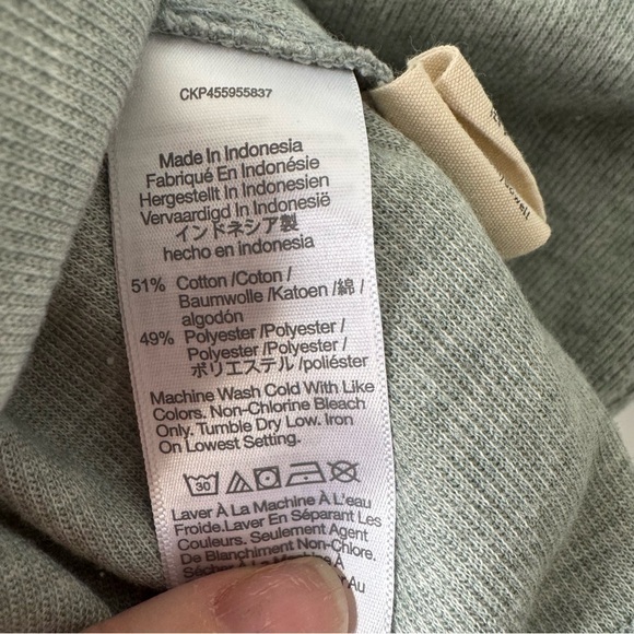 Madewell Women's (Re)sourced Plush Mockneck Puff-Sleeve Top‎ - Picture 2 of 8